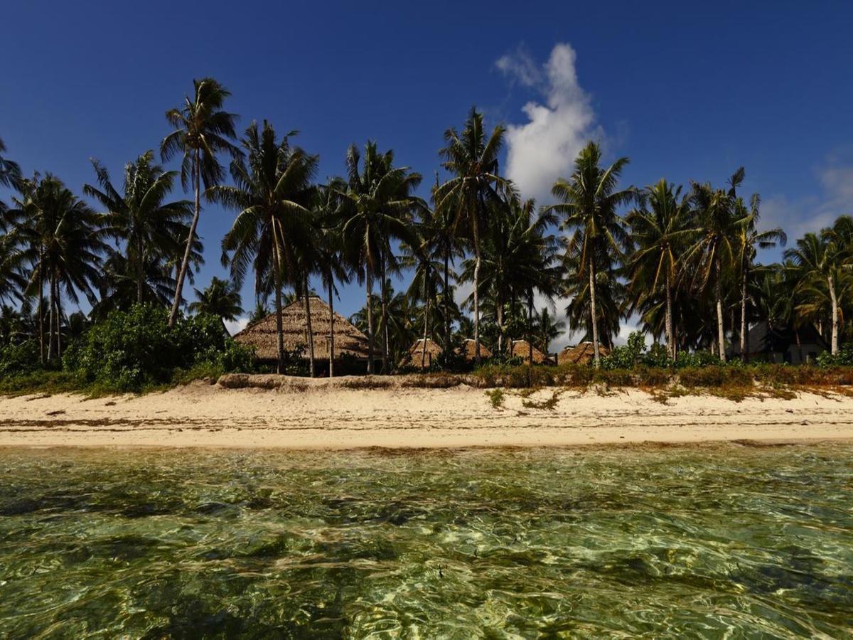 Bravo Beach Resort General Luna  Bagian luar foto