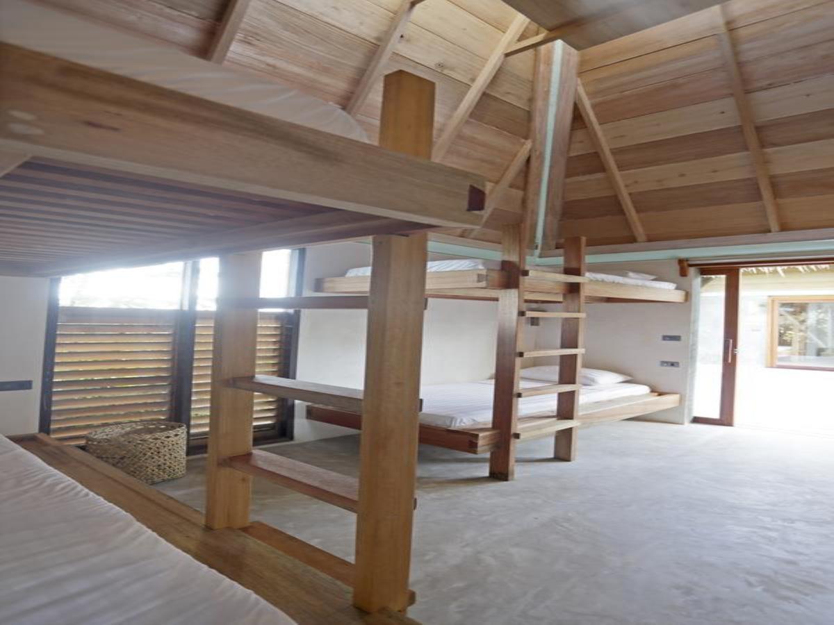Bravo Beach Resort General Luna  Bagian luar foto