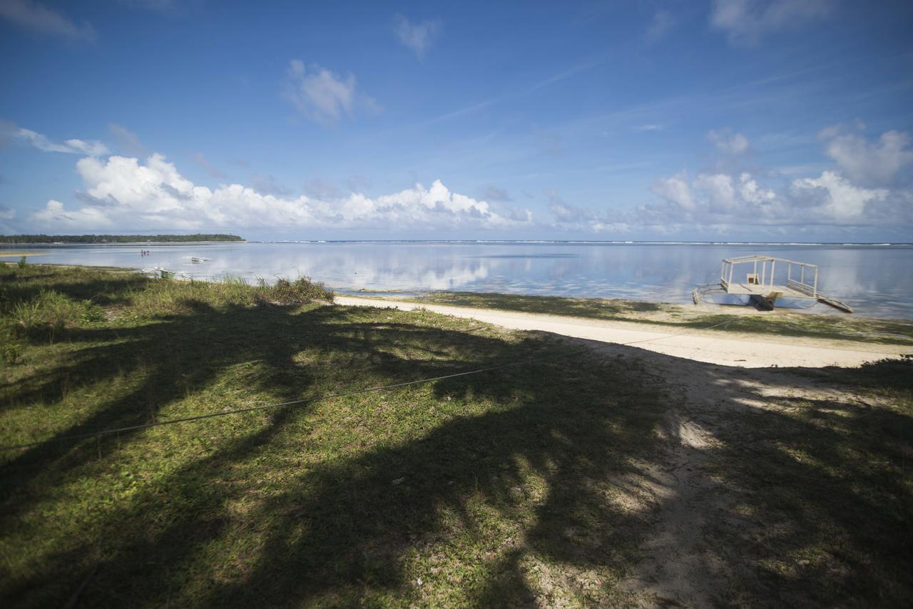 Bravo Beach Resort General Luna  Bagian luar foto