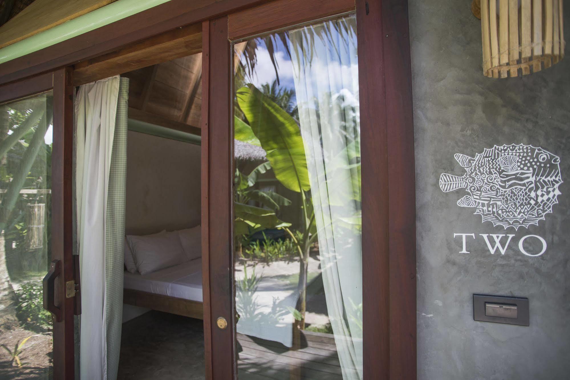 Bravo Beach Resort General Luna  Bagian luar foto